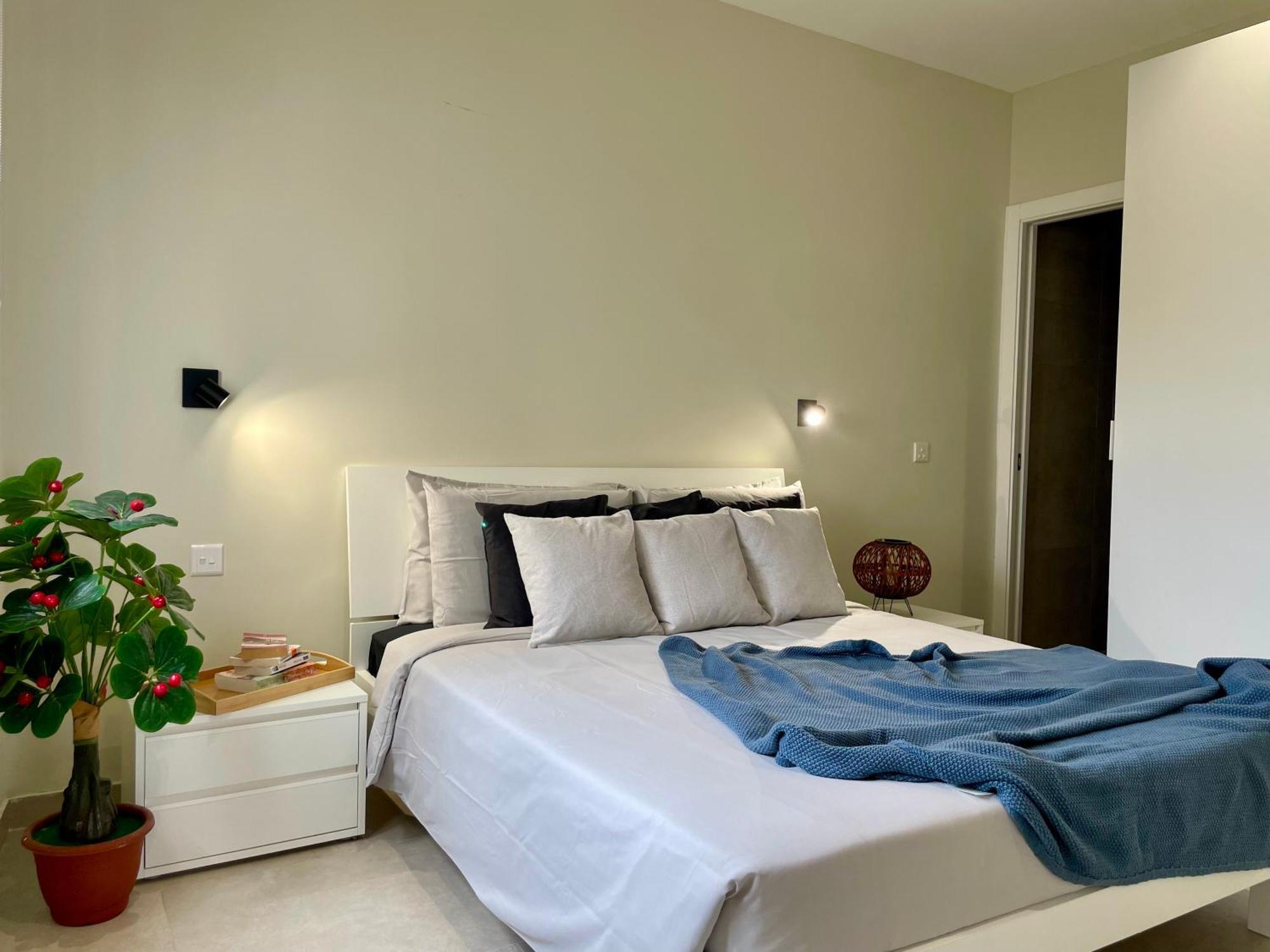 Bugibba Square Seafront Lux Apartments By Holi St. Paul's Bay Exterior photo