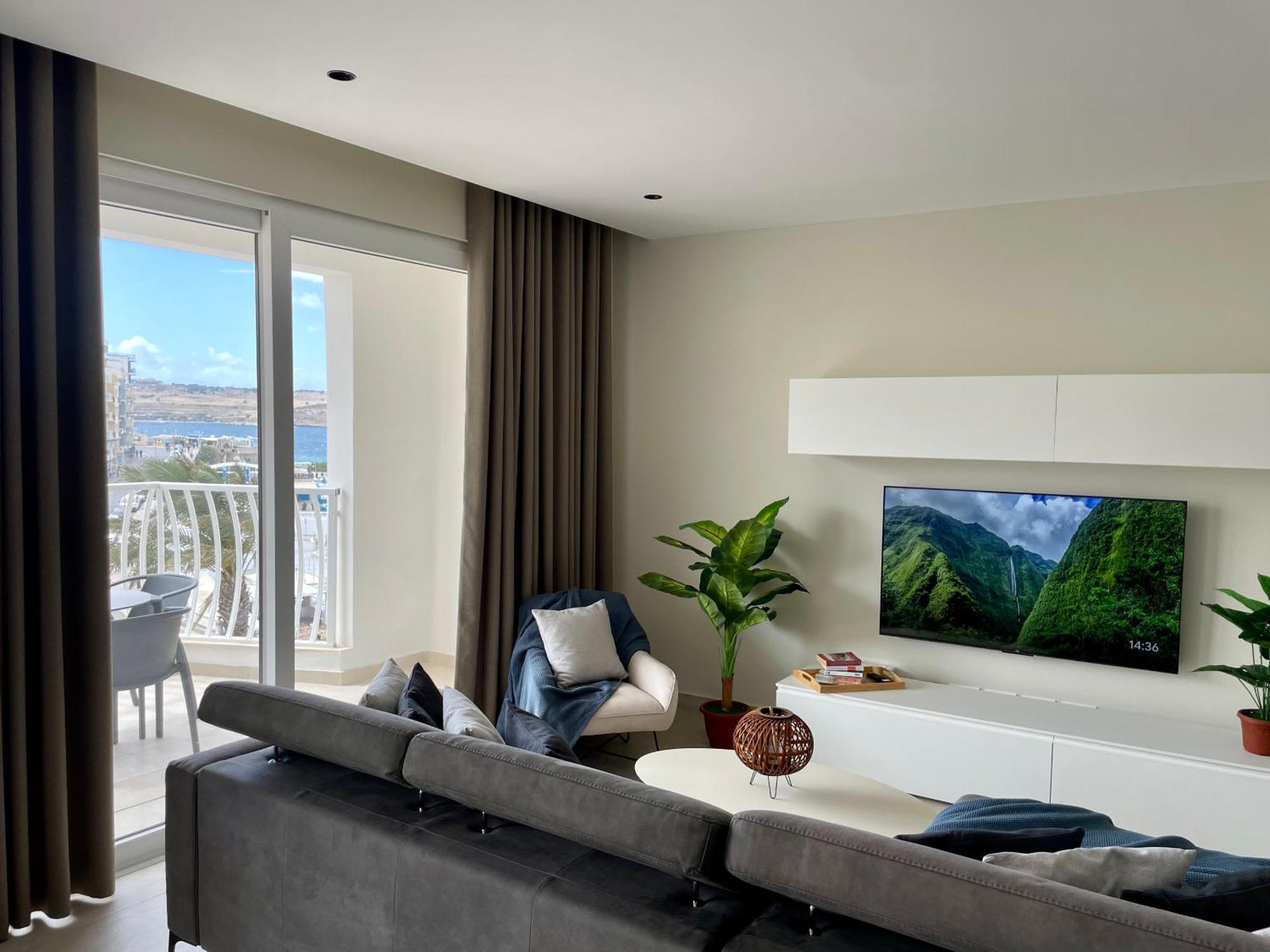 Bugibba Square Seafront Lux Apartments By Holi St. Paul's Bay Exterior photo