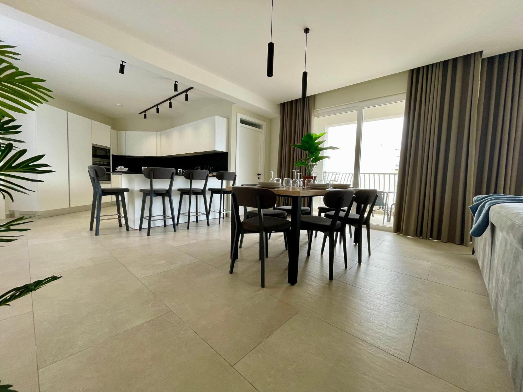 Bugibba Square Seafront Lux Apartments By Holi St. Paul's Bay Exterior photo