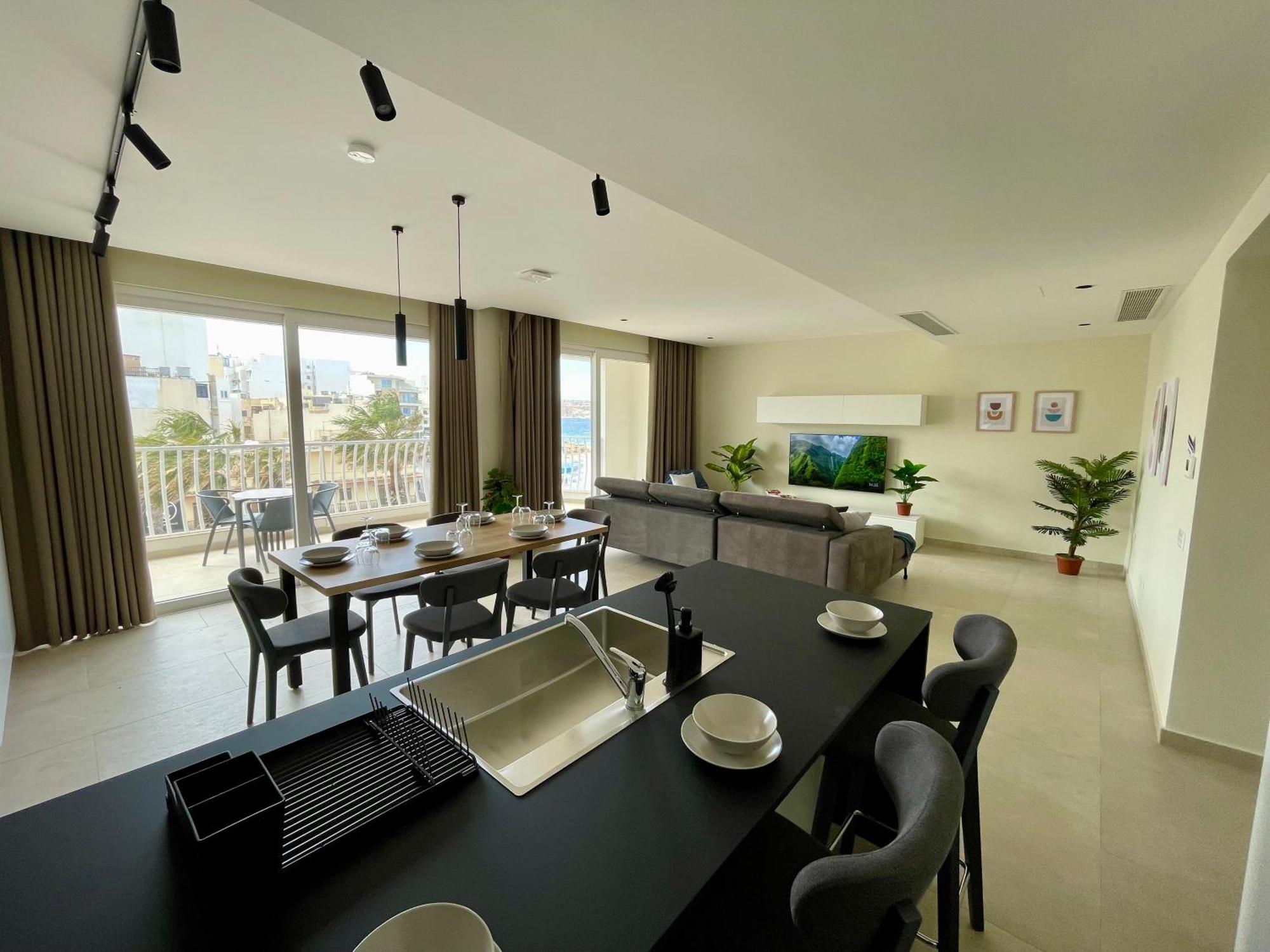 Bugibba Square Seafront Lux Apartments By Holi St. Paul's Bay Exterior photo
