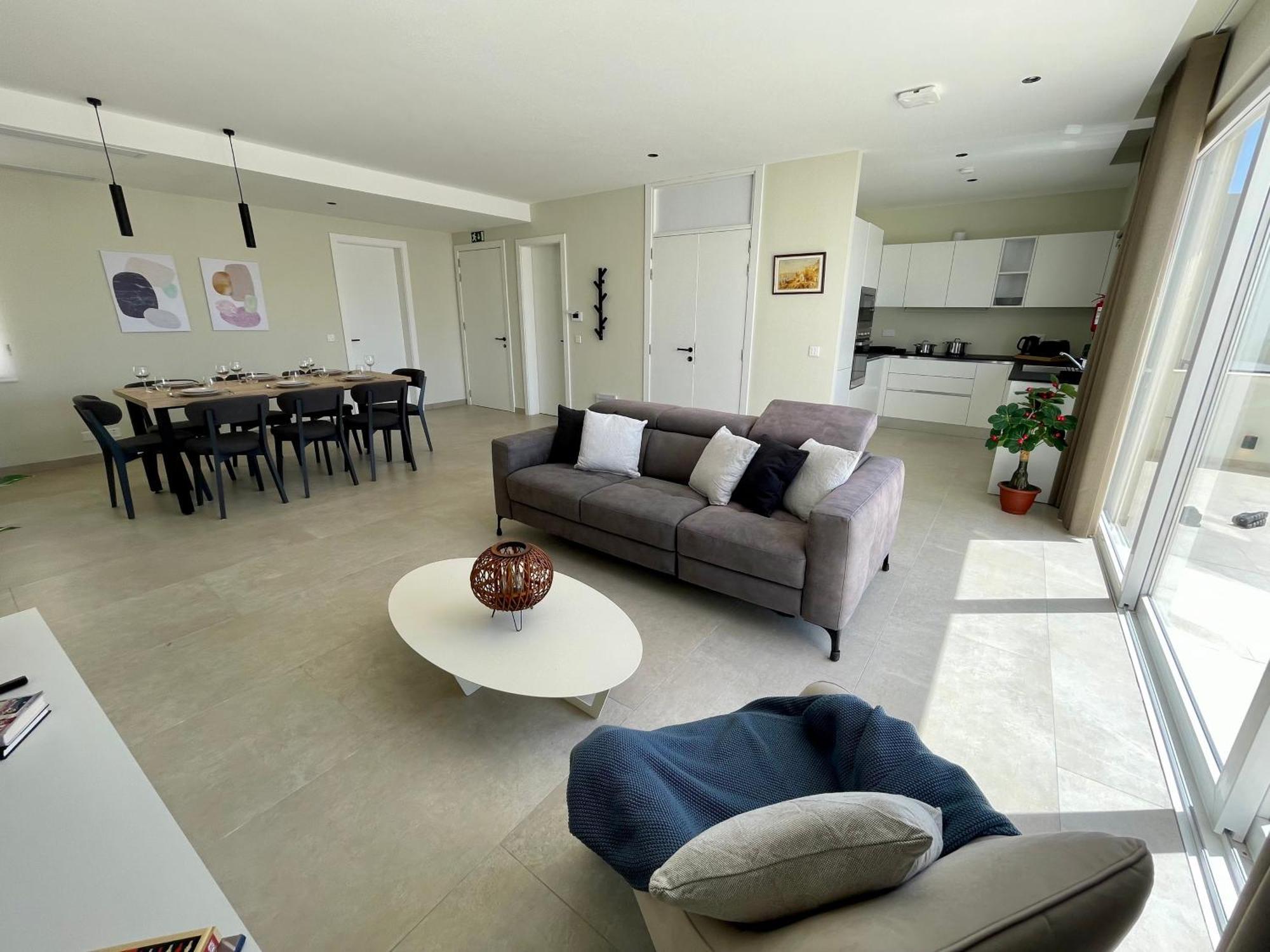 Bugibba Square Seafront Lux Apartments By Holi St. Paul's Bay Exterior photo