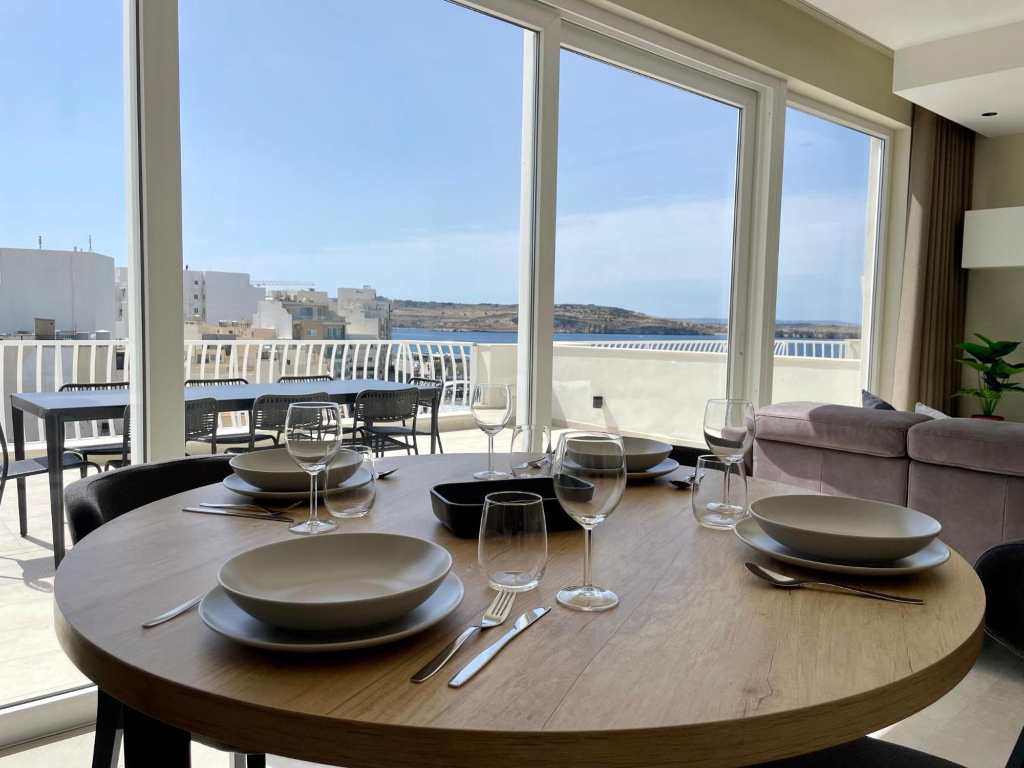 Bugibba Square Seafront Lux Apartments By Holi St. Paul's Bay Exterior photo